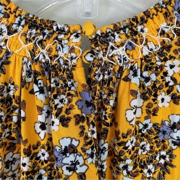 Free People Yellow Flowers I. her Hair Boho Smocked top size S - Picture 11 of 11